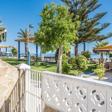 Beautiful Bungalow On The Torrox-Costa Boulevard! Malaga Exterior photo